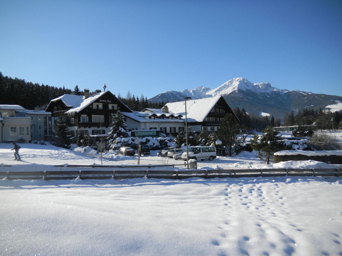 Hotel Gruberhof Innsbruck Igls B&B Exteriör bild