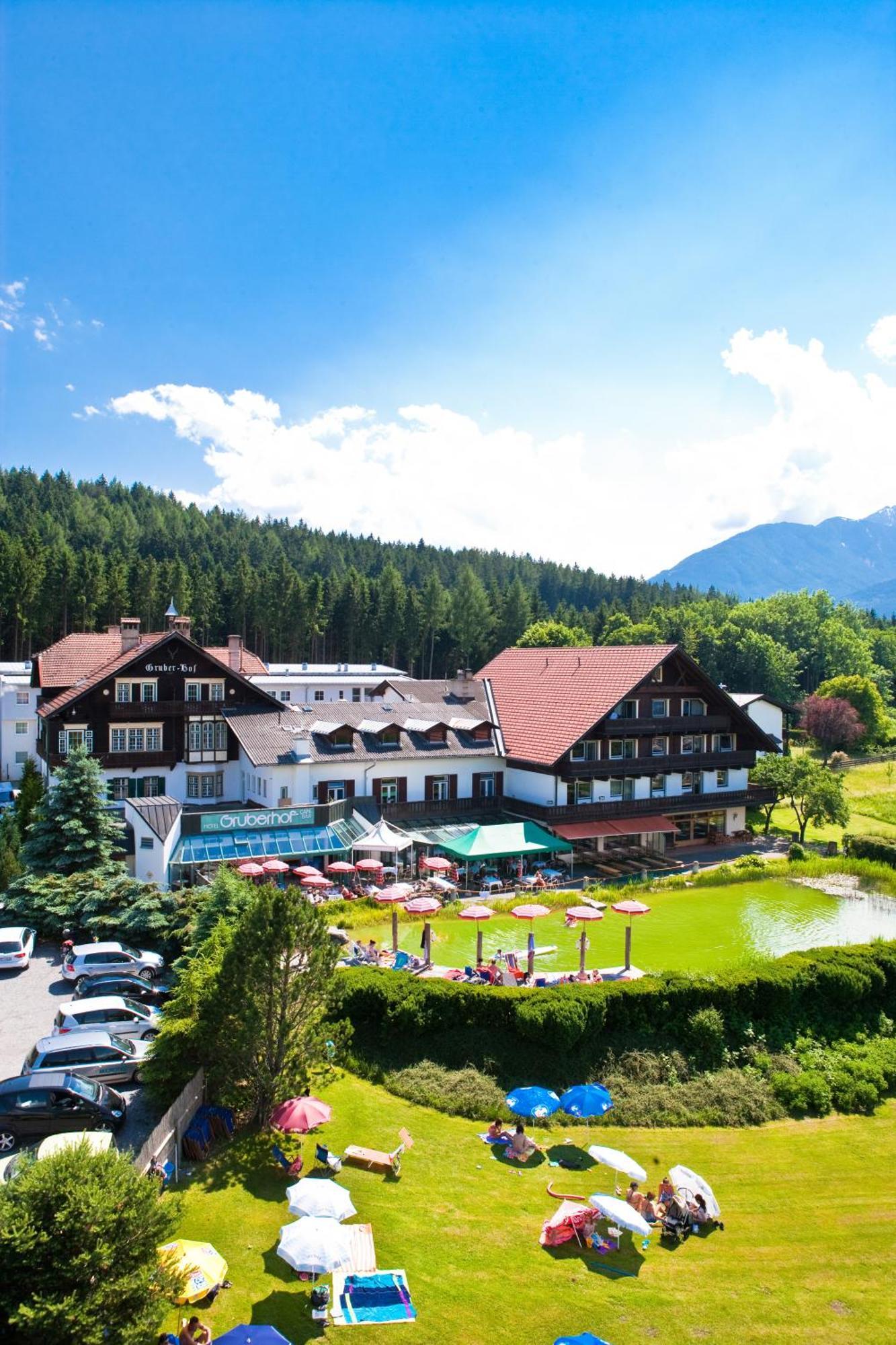 Hotel Gruberhof Innsbruck Igls B&B Exteriör bild